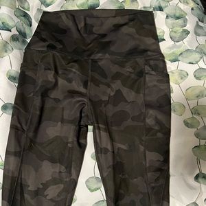 Dark camo green leggings